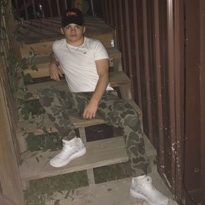 Meet your Posher, Hunter